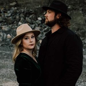 Meet your Posher, Dominique